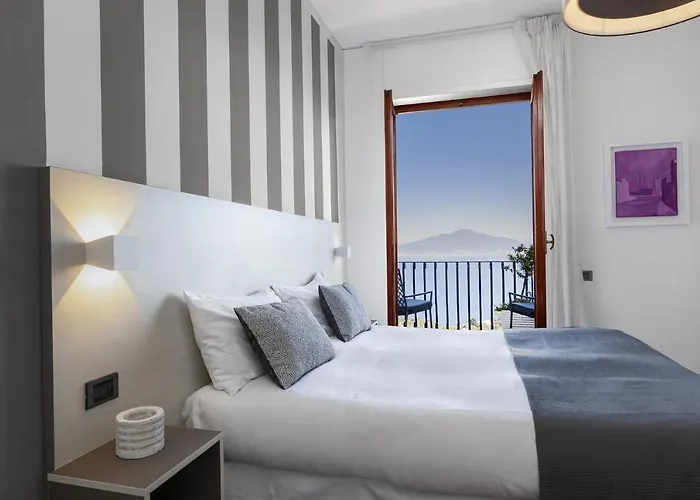 - Bianca فيلة سورينتو